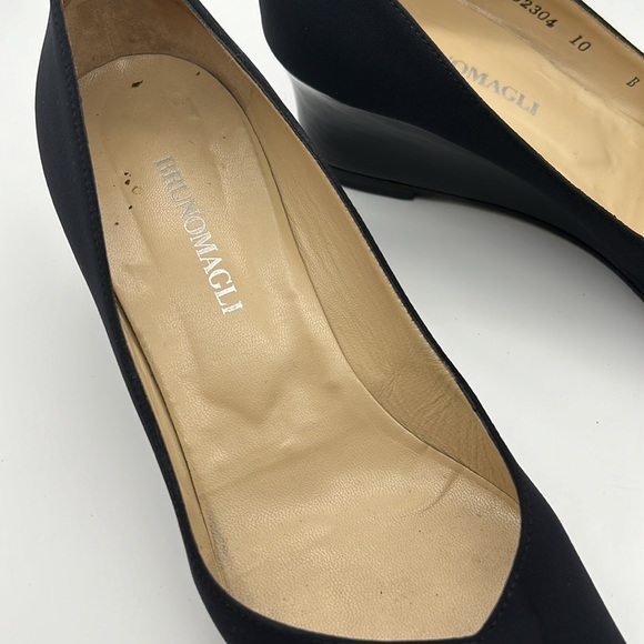 Black Open Toe Wedges - Picture 2 of 5